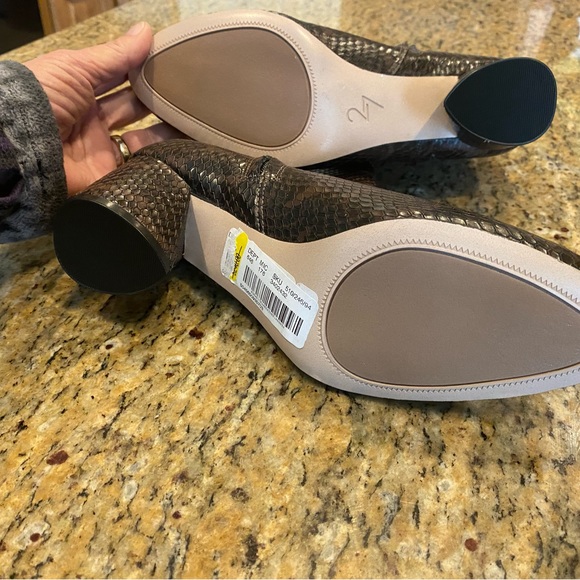 27 Edit Naturalizer Persia Snakeskin Booties - Picture 3 of 9